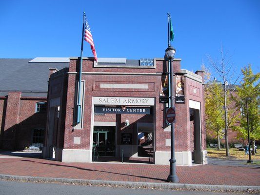 Salem Voodoo, Vampires, and Ghosts Guided Walking Tour - Old Town Hall’s Film Spot, Derby Square Vampires, and Houdini’s Escape