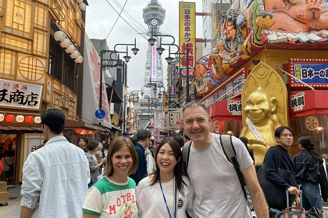 [Same Day OK] Osaka 4 hour, Castle, Market, Walking tour - Kuromon Market: your free-time snack and browse window