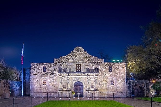 San Antonio Ghost Walking Tour - Stops and Sights: What You’ll See Without Overpromising Buildings