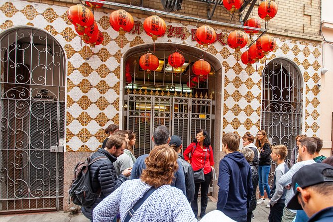 San Francisco Chinatown Walking Tour - Entering Chinatown at Old Saint Mary’s Cathedral