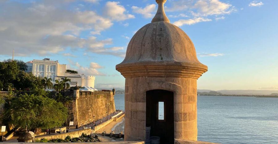 San Juan: Old Town Sunset Walking Tour - Key highlights to look for
