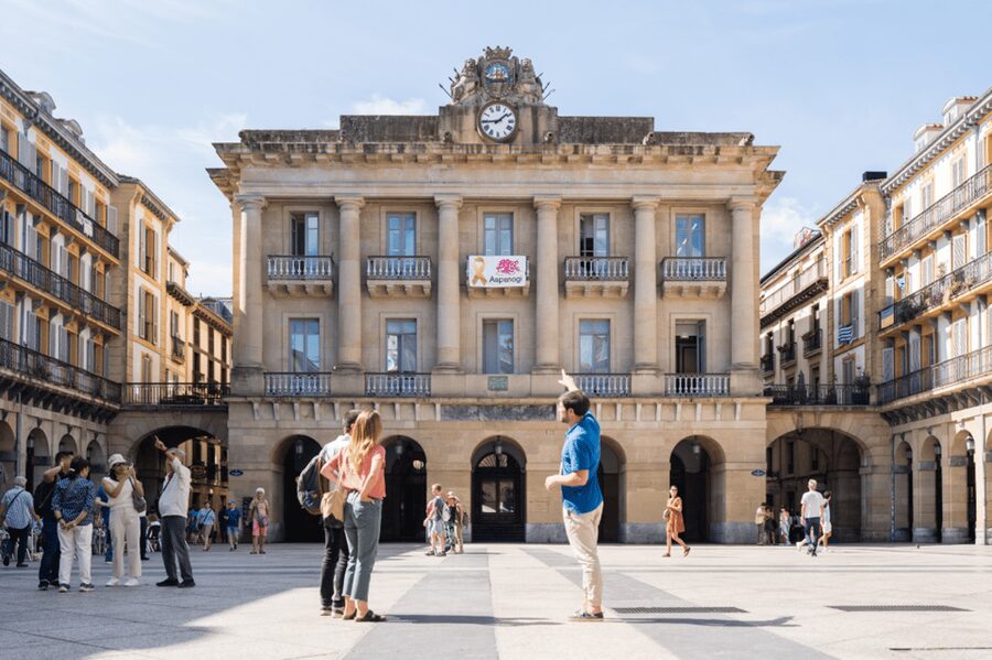 San Sebastian: Walking Tour with Pintxo and Drink - Tips to Get More From Your Pintxo Walk