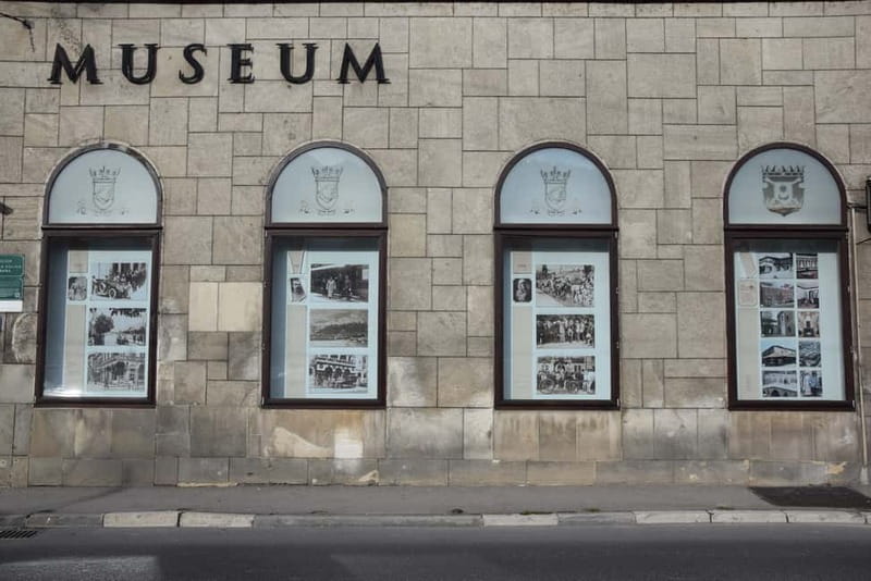 Sarajevo: Grand Walking Tour Through Time and Cultures - Museum of the Jews of Bosnia and Herzegovina: one stop that adds depth