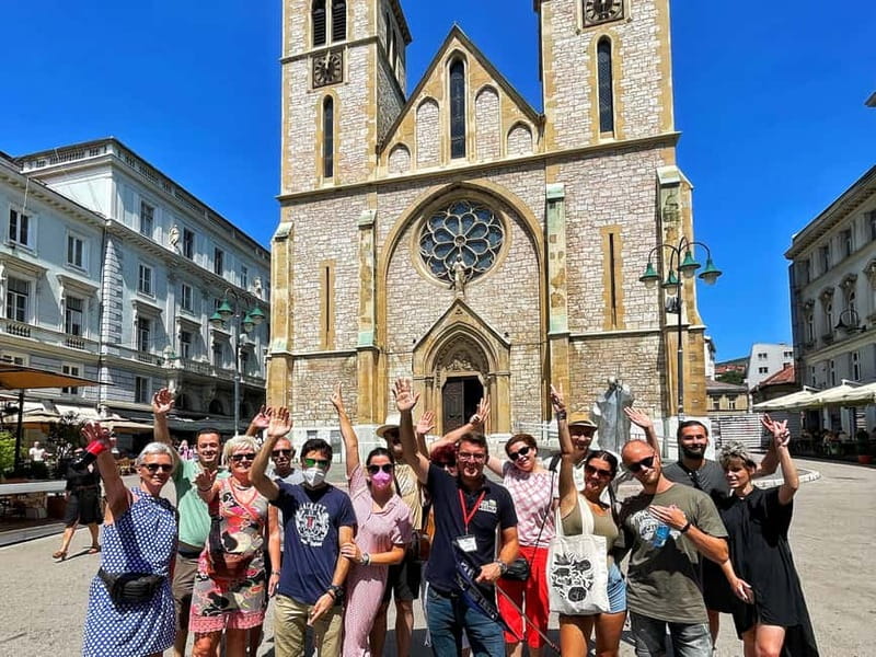 Sarajevo: Old Town Walking Tour with Local Guide - Why this 2.5-hour Sarajevo loop works