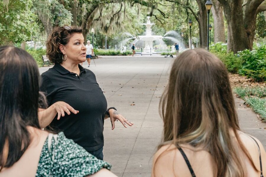 Savannah: Ghosts, Asylums, Voodoo, and Horror Walking Tour - What to Bring (and What to Leave Out)