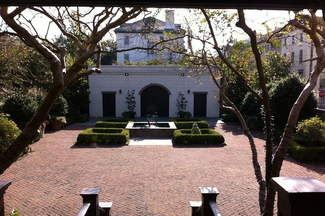 Savannah Historic District Walking Tour - Your 3-Hour Route: From Barnard Street to Gordon Street