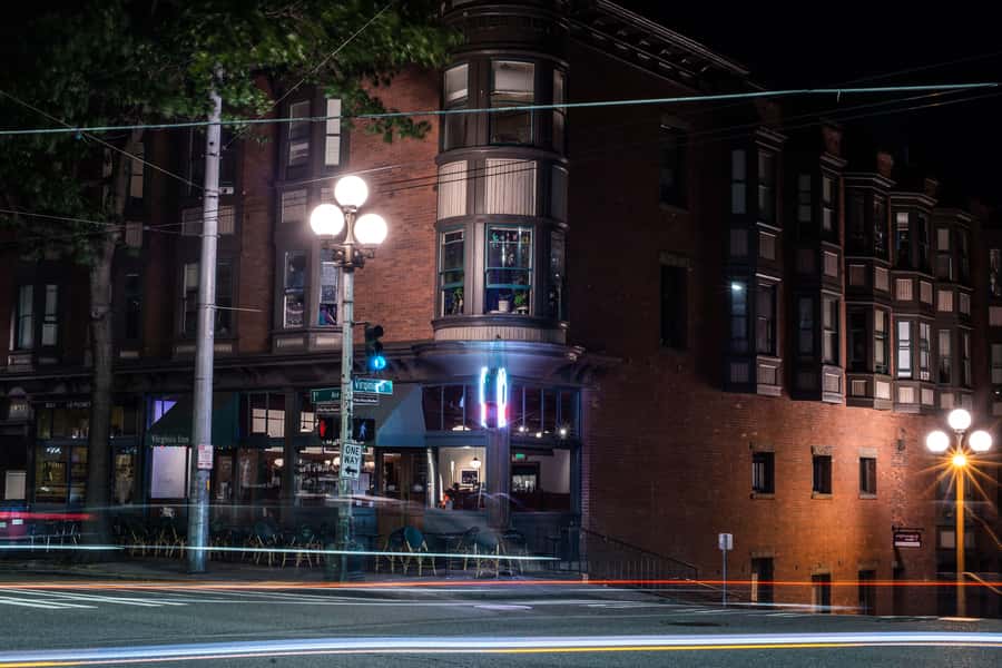 Seattle: Terrors and Ghosts Guided Walking Tour - Market Theater: the unsettling history angle