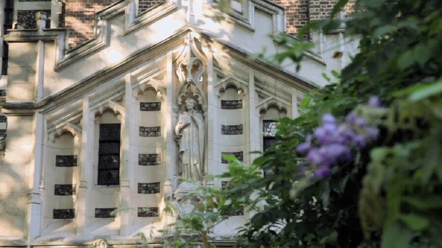 Secret Old London Walking Tour - St Bartholomew the Great: Film-Famous, Street-Level Real