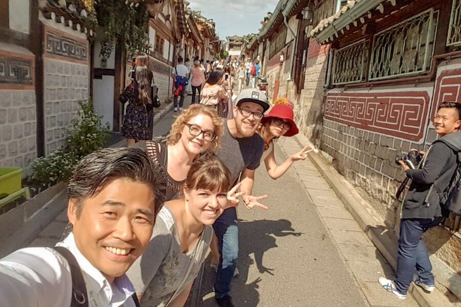 Seoul: Gyeongbok Palace and Bukchon Hanok Walking Tour - Key highlights that make this tour worth your time