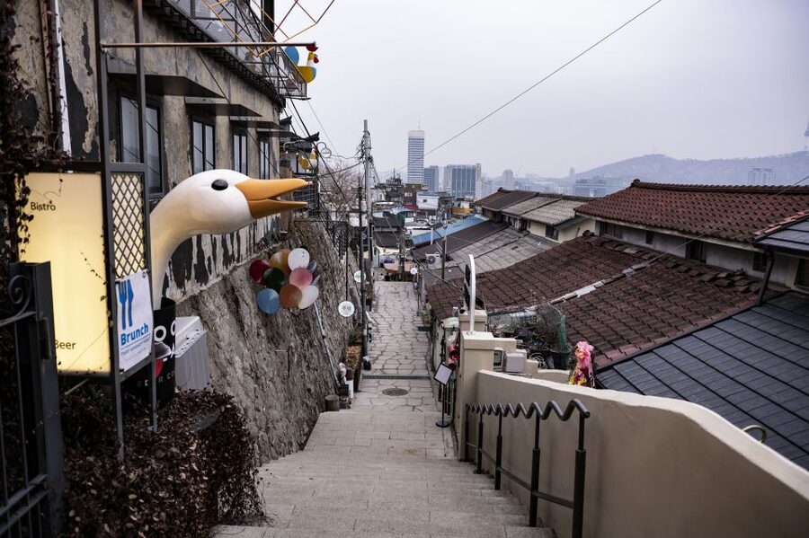 Seoul: Nighttime Hidden Gems Walking Tour - Starting in Hyehwa: quick orientation, then straight into the night