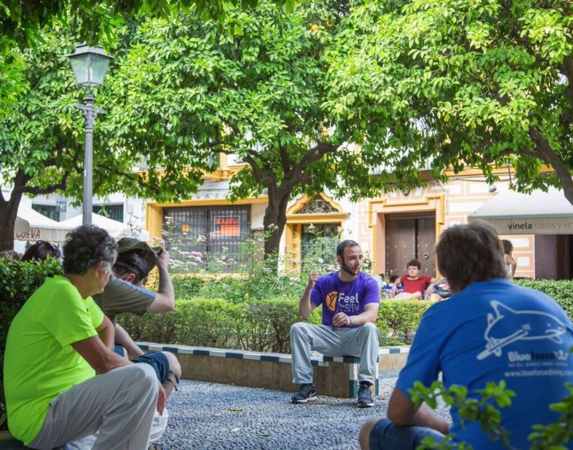 Seville: 1-Hour Walking Tour Barrio de Santa Cruz - From the Jewish quarter lanes to Seville’s culture mix