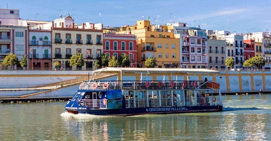 Seville: Panoramic Cruise, Hop-On-Hop-Off Bus & Walking Tour - Hop-On-Hop-Off Bus Lines: Using the 14 Stops Without Overthinking It