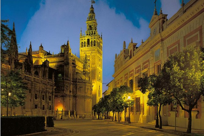 Seville Private Walking Tour with Alcazar & Cathedral Tickets - Why Seville’s Cathedral, Alcázar, and Giralda belong together