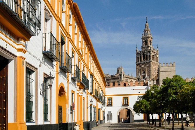 Seville Private Walking Tour with Alcazar & Cathedral Tickets - Santa Cruz Jewish quarter: short stop, big mood