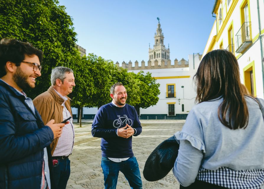 Seville: Small-Group Jewish Quarter Discovery Walking Tour - Meeting at Plaza del Triunfo: the start that matters