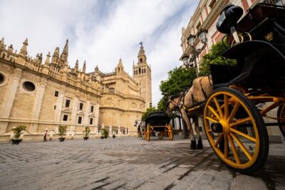 Seville Small-Group Monumental Highlights Walking Tour - Seville’s City Hall: why the 1500s still matter
