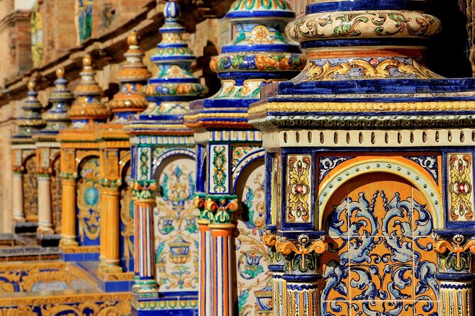 Seville Small-Group Monumental Highlights Walking Tour - Seville as the Port of the Indies: trade that changed the map