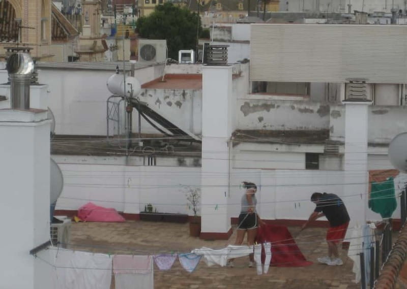 Seville: Sunset Roof Top Walking Tour - Santa Cruz Time: Medieval Alleys and the View Over Everyday Life