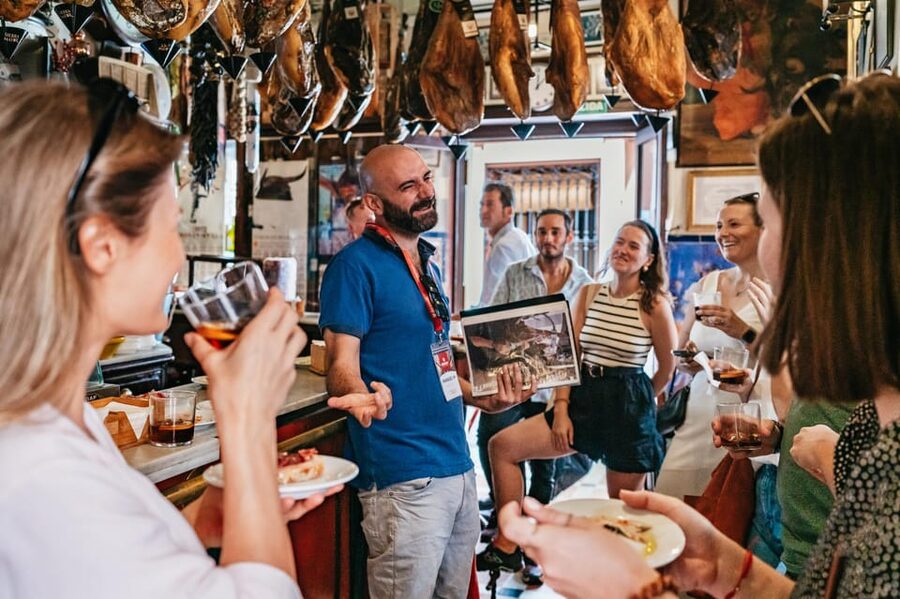 Seville: Tapas, Taverns and History Guided Walking Tour - Las Teresas: 45 Minutes That Set the Tapas Standard