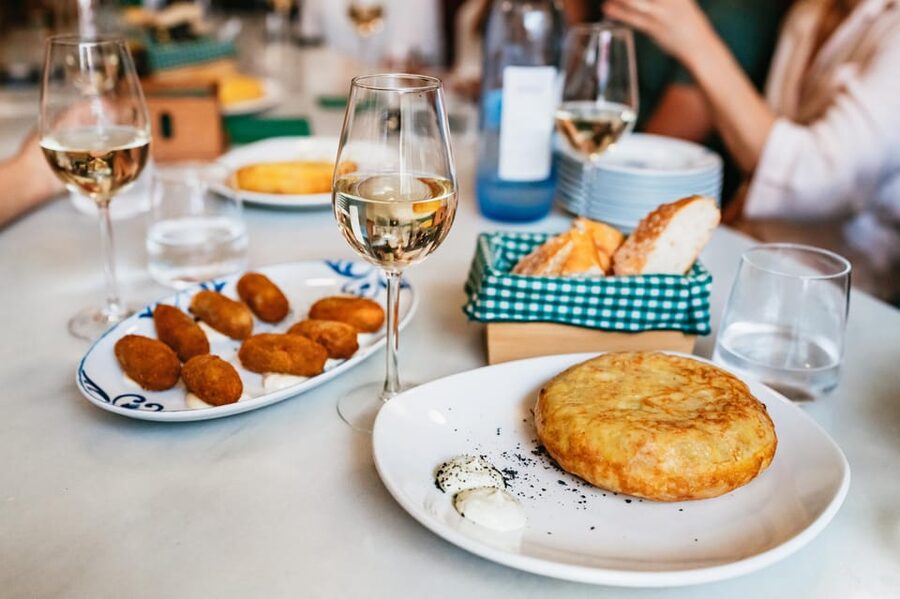 Seville: Tapas, Taverns and History Guided Walking Tour - Price and Value: Why $99 Feels Fair Here