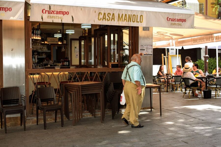 Seville: Tapas, Taverns, and History Walking Tour - Getting oriented at Plaza de la Encarnación (and why the start matters)