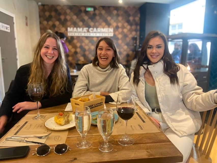 Seville: Tapas, Taverns, and History Walking Tour - Final stop: Andalusian and international fusion at the restaurant finale