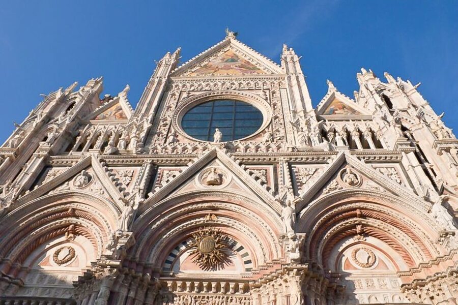 Siena: Walking Tour and Skip-the-Line Duomo Tickets - Duomo time with skip-the-line: what to focus on inside