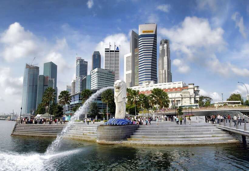 Singapore: Private Walking Tour with a Local - Why This Private Walk Feels More Like Hanging Out Than Touring