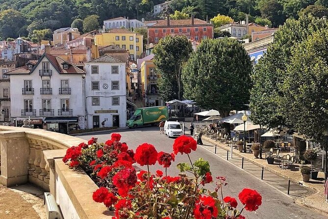 Sintra Walking Tour: Romantic Village & Palaces - Pelourinho and Church Stops: What to notice when you slow down