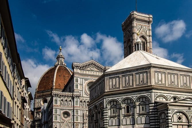 Skip-the-Line Florence Highlights and David Walking Tour - Why this David + highlights tour is a smart first move