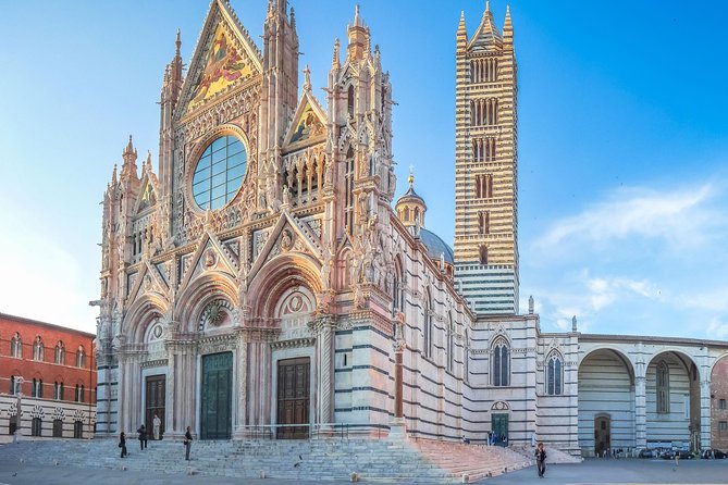 Skip the Line: Siena Duomo and City Walking Tour - The art inside the Duomo: what your guide will help you see