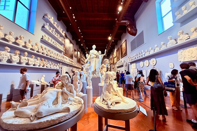 Skip the line: Uffizi and Accademia Small Group Walking Tour - Value and price: why $148.33 can make sense in peak season
