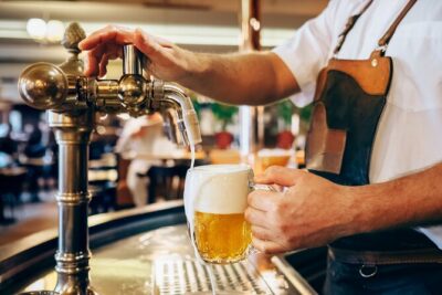 Small-Group Local Pubs Walking Tour And Traditional Czech Dinner - Beer tasting in the real Czech way: what you’ll learn while you sip