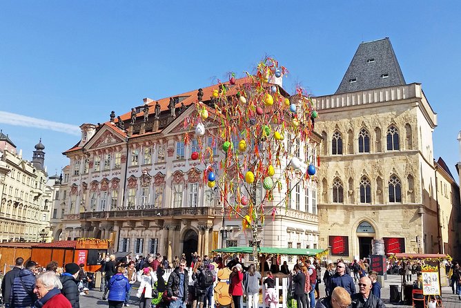 Small Group Prague Old Town and Jewish Quarter Walking Tour - Why this Old Town and Jewish Quarter route feels different