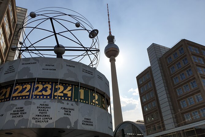 Small Group Walking Tour of East Berlin with a French Guide - Where the small-group size helps (and where it doesn’t)