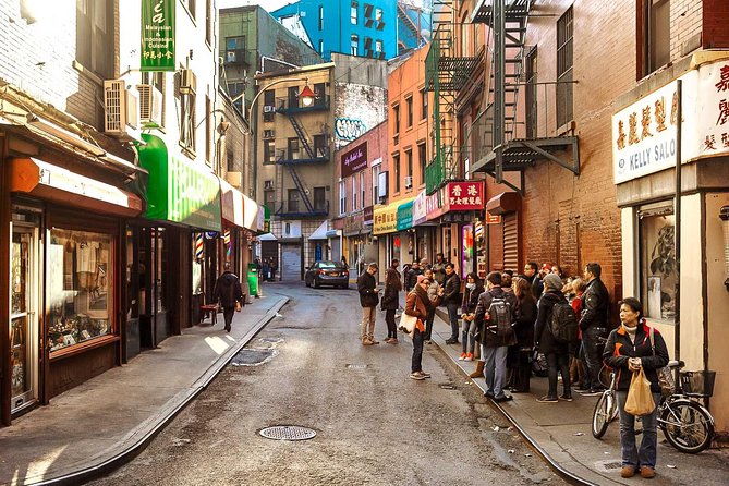 SoHo, Little Italy, and Chinatown Walking Tour in New York - Key Things You’ll Notice on This Walk