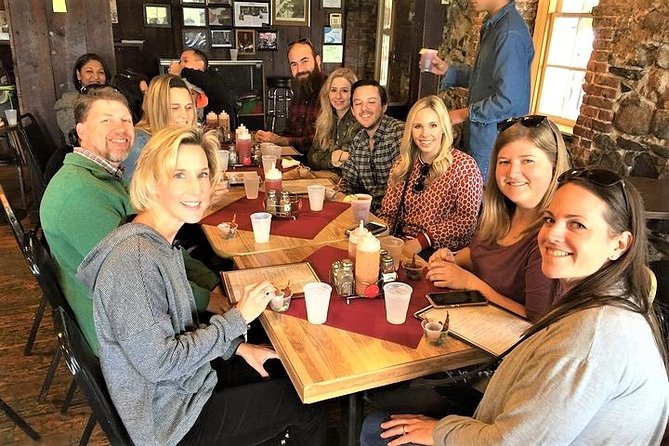 Southern Flavors Food, Pub Crawl, and History Walking Tour - Southern Flavors in Savannah: What This Tour Gets Right