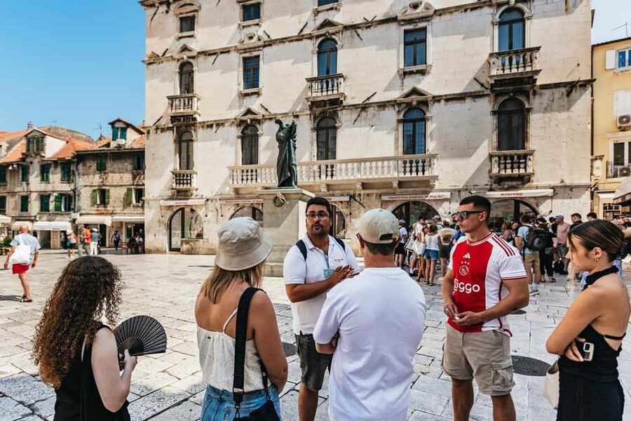 Split: Diocletian Palace & Old Town Guided Walking Tour - Old Town Stops That Show Split After the Romans