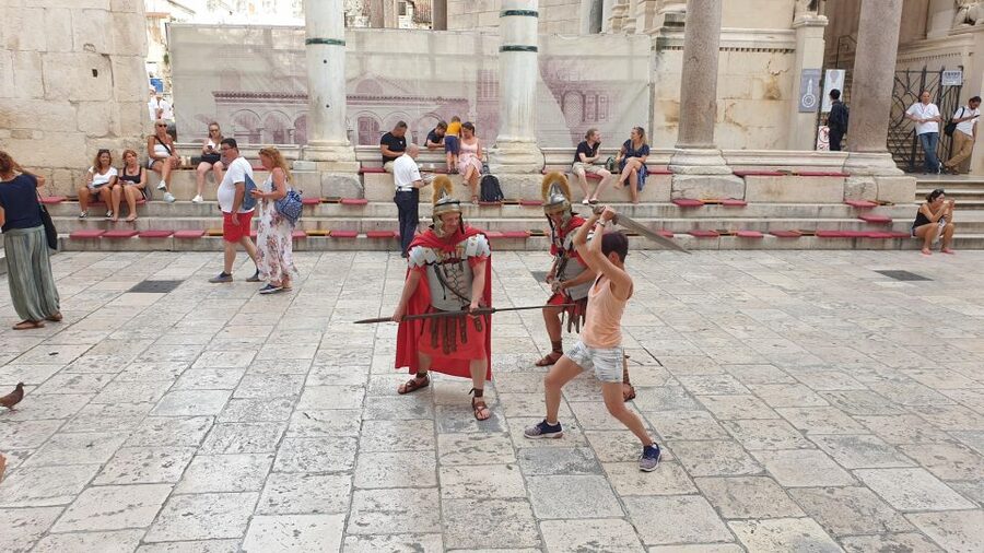 Split: History and Heritage Walking Tour - Languages and Guide Styles: English, Russian, German, French