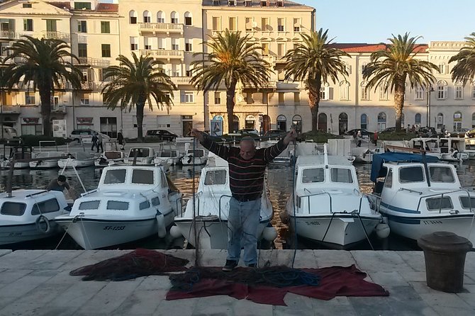 SPLIT-PREMIUM Emperor's Walking Tour for History Lovers + Museum - The Golden Gate, City Clock, and Temple of Jupiter: the landmarks that stick