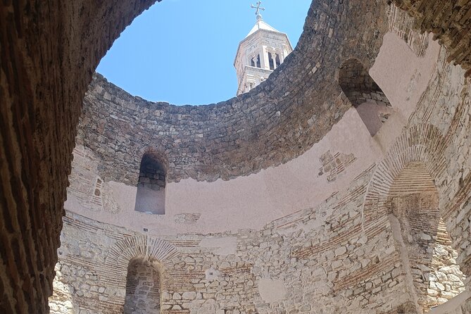 Split Walking Tour with Professor of History - Golden Gate: the emperor’s entrance and a gate that survived changing centuries