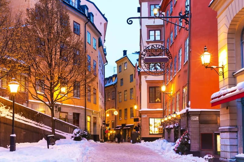Stockholm: Old Town Historical Walking Tour - Meeting at Mynttorget 1 (and Finding the Guide Without Stress)