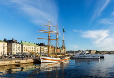 Stockholm: Old Town Walking Tour - Riddarholmen: Knight’s Island and the feel of old Stockholm