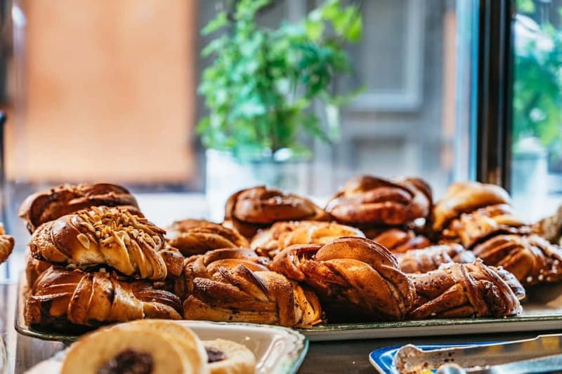 Stockholm: Swedish Food Guided Walking Tour - Östermalmshallen to lunch: how Stockholm’s markets pull you in