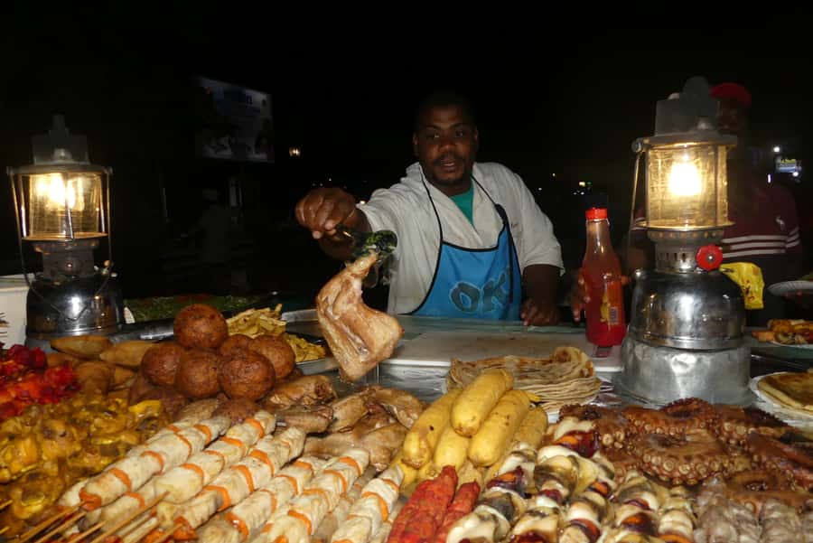 Stonetown: Food Markets and Street Food Walking Tour - Darajani Market after Dark: the easiest way to get your bearings