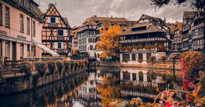 Strasbourg: Guided Historical Neighborhoods Walking Tour - Place Kléber: the Christmas tree tradition and a favorite winter mood