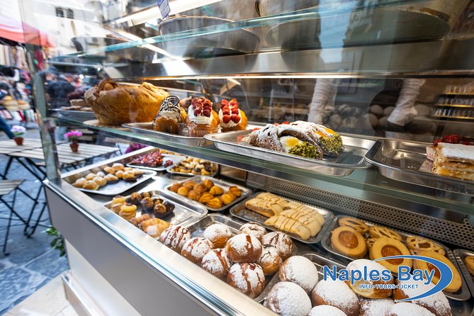 Street food in Naples with 6 Stops and Limoncello - Naples Street Food On Foot: What Makes This Tour Work