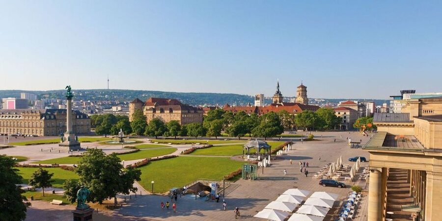 Stuttgart: City Highlights - Guided Walking Tour - Guide style, languages, and private option: choose your comfort level