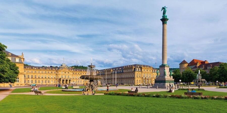Stuttgart: City Highlights - Guided Walking Tour - Palace gardens: sculptures, fountains, and lakes without the long hike