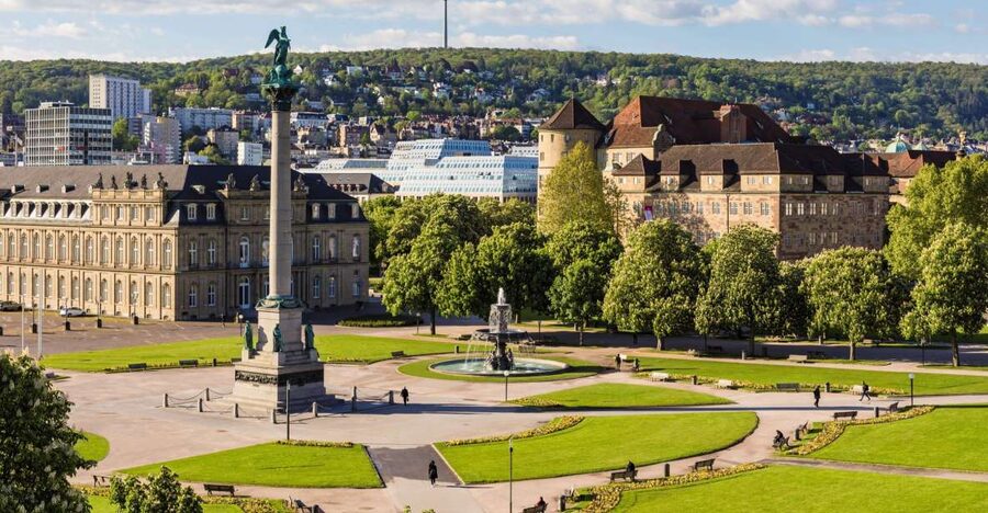 Stuttgart: City Highlights - Guided Walking Tour - Palace Square and porticoed streets: where the city starts to click